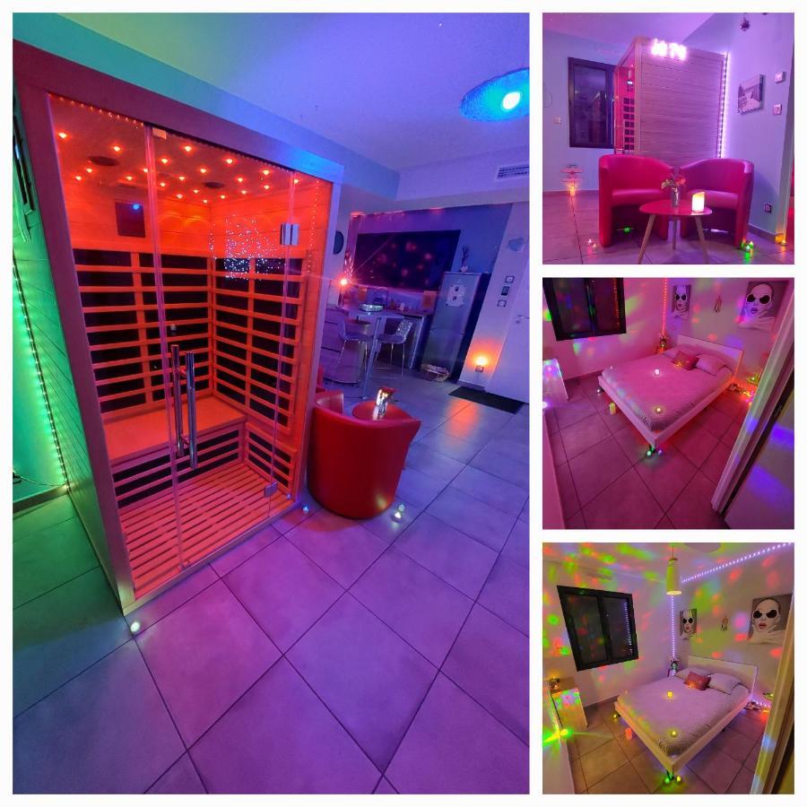 Un Sejour Romantique En Couple Avec Jacuzzi Prive Chromotherapie Jardin Maison Privee Ychoux Luaran gambar
